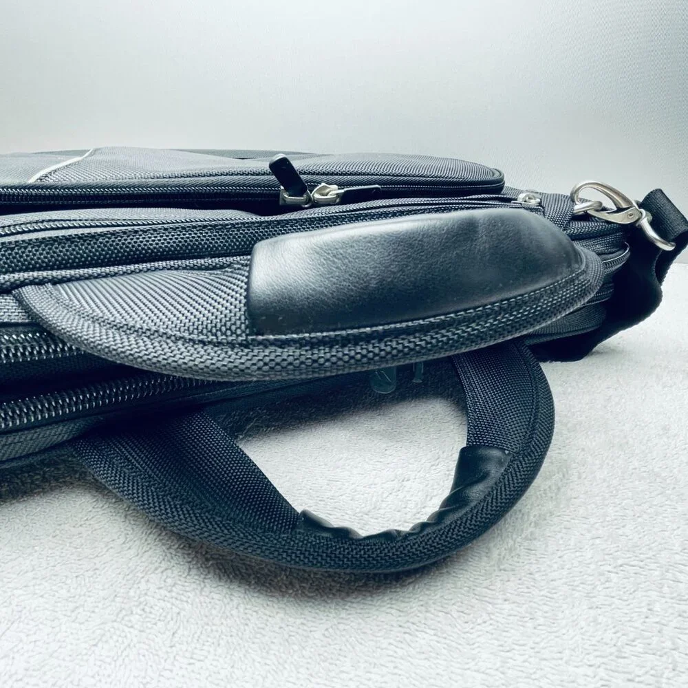 EUC Brenthaven ProStyle II-XF Laptop Bag/Briefcase, Black, Strap, 16